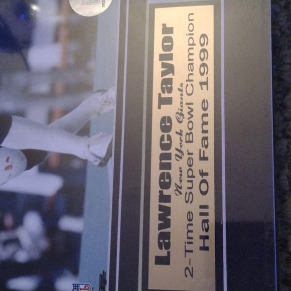 Lawrence Taylor NFL Picture - Picture 3 of 3